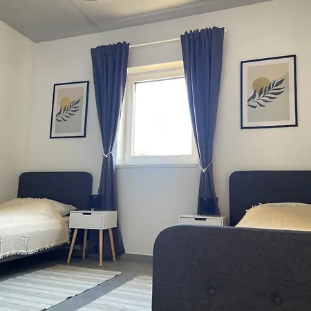 Burg View Im Herzen Von Am Ossiachersee Treffen