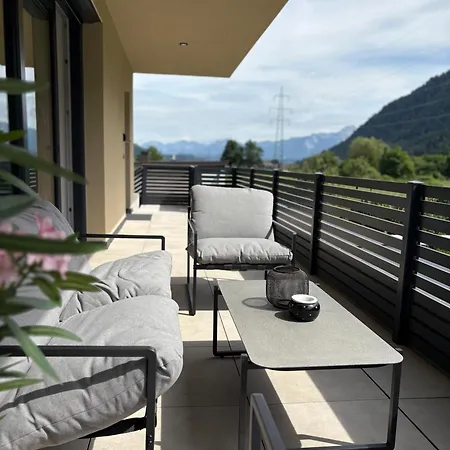 Διαμέρισμα Burg View Im Herzen Von Am Ossiachersee Treffen