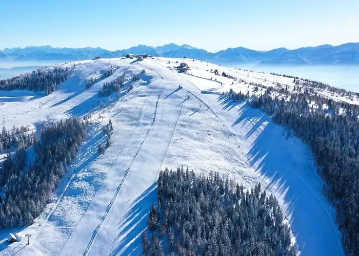 Appartement Burg View Im Herzen Von Am Ossiachersee