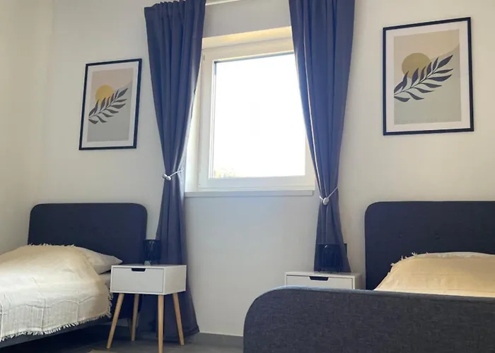 Burg View Im Herzen Von Am Ossiachersee Treffen