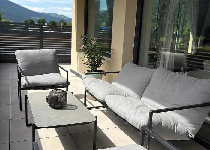 Burg View Im Herzen Von Am Ossiachersee Treffen